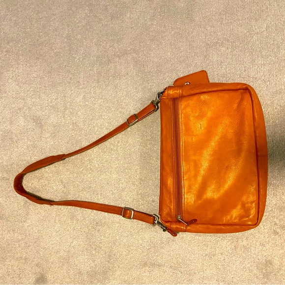 Canyon Outback Leather Goods Inc Briefcase - Picture 3 of 5